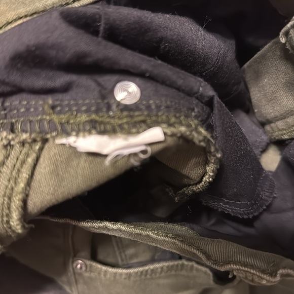 Gloria Vanderbilt Forest Green Amanda Jeans Sz 10 Women Pressed and Ready to Go - Picture 3 of 8